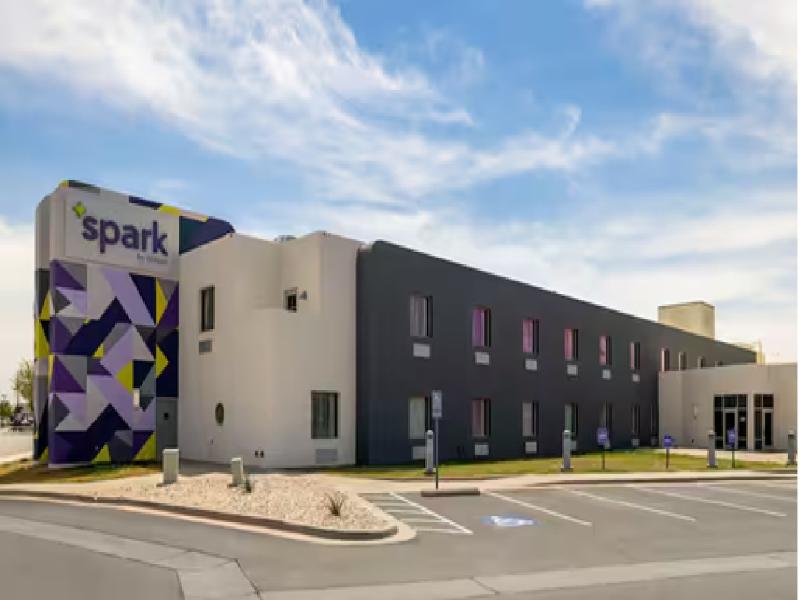 Spark By Hilton Artesia image