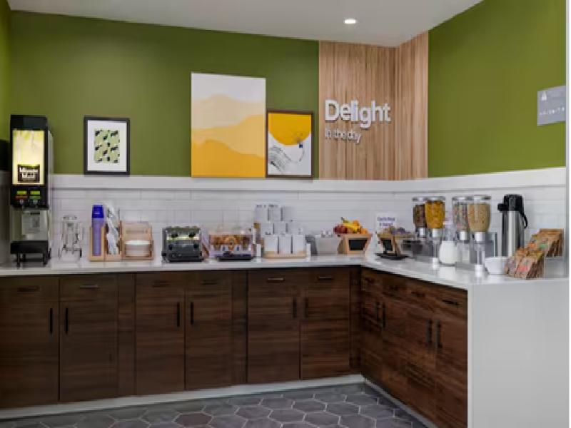 Spark By Hilton Artesia image