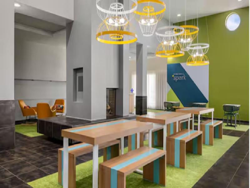 Spark By Hilton Artesia image