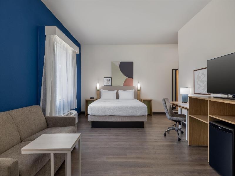 Spark By Hilton Artesia image