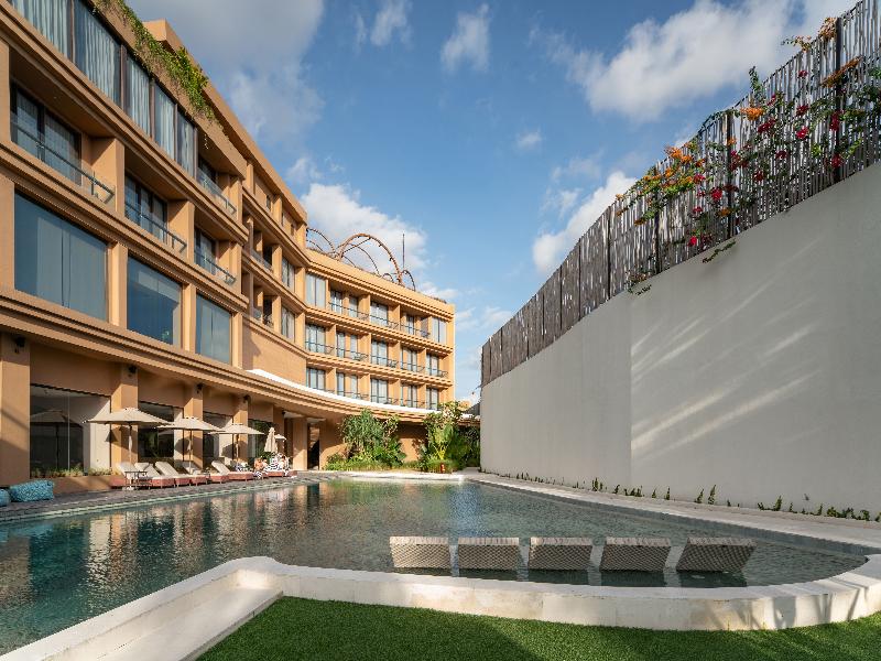 Noema Resort Pererenan image