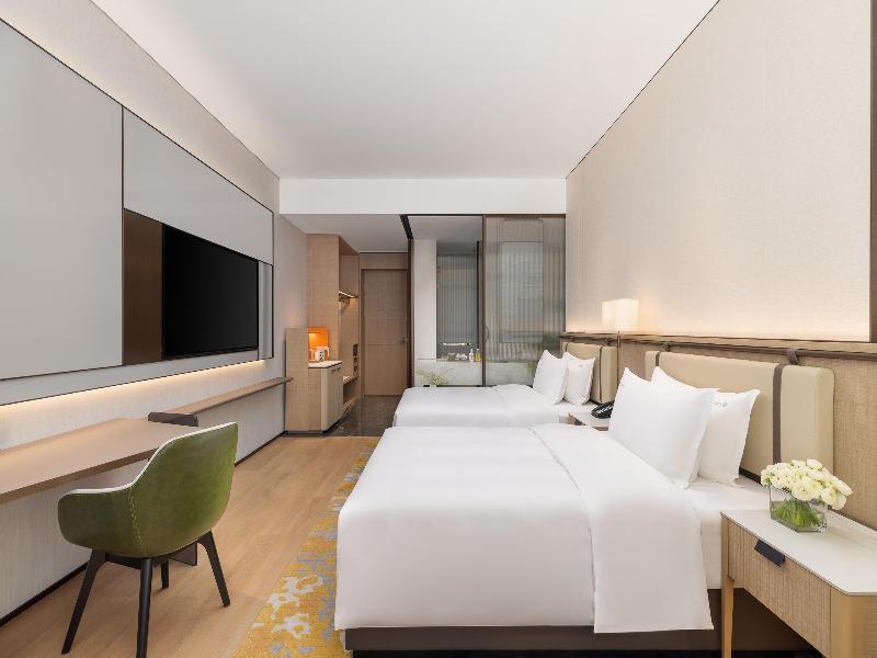 Holiday Inn Datong image