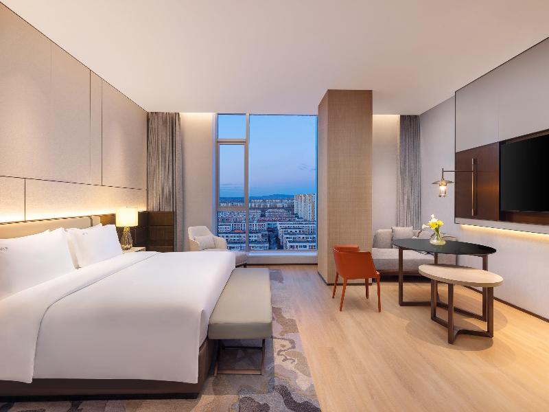 Holiday Inn Datong image