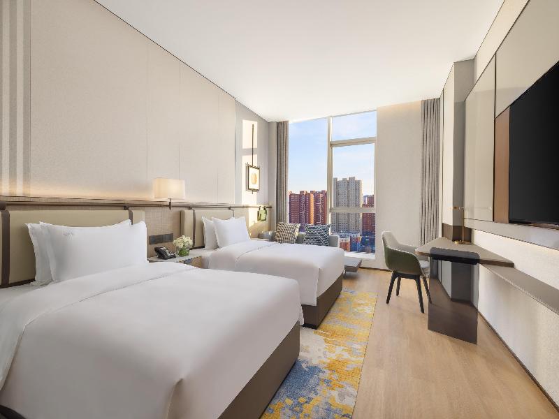 Holiday Inn Datong image