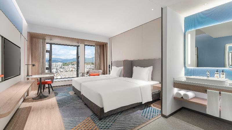 Holiday Inn Express Puer Simao image
