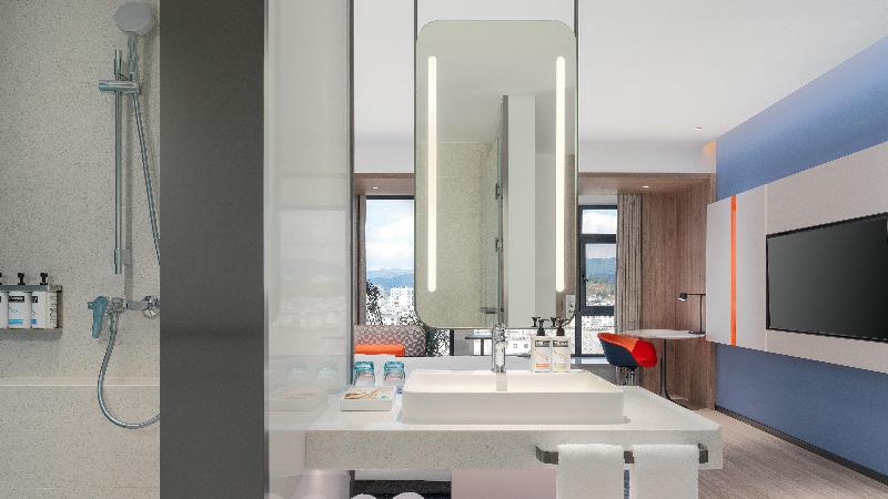 Holiday Inn Express Puer Simao image