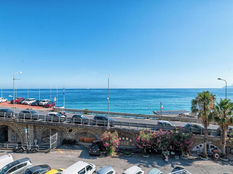 Villa Cadiz Apartments Varazze image