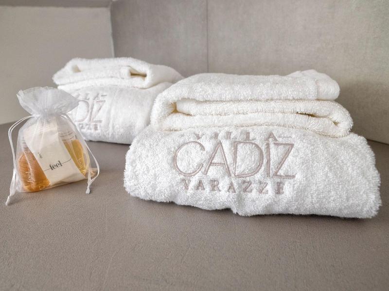 Villa Cadiz Apartments Varazze image