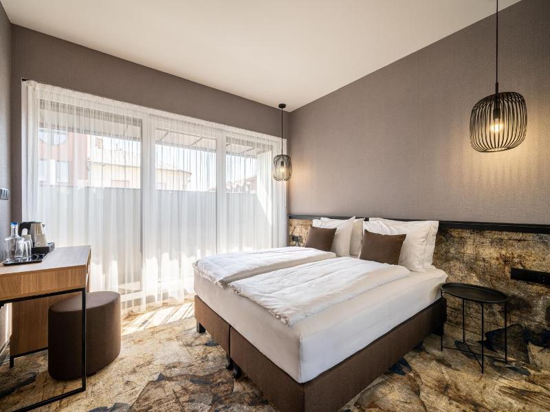 Urban Hotel image