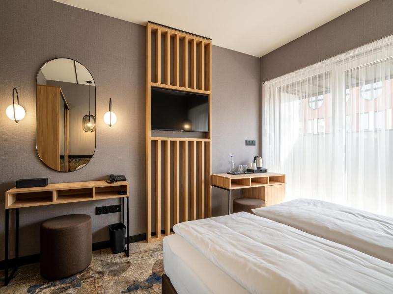 Urban Hotel image