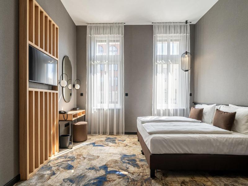 Urban Hotel image