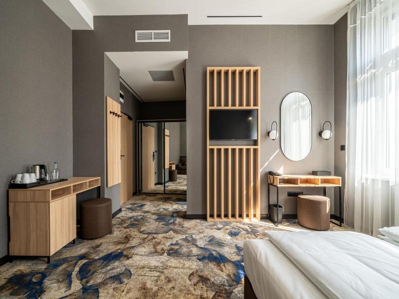 Urban Hotel image