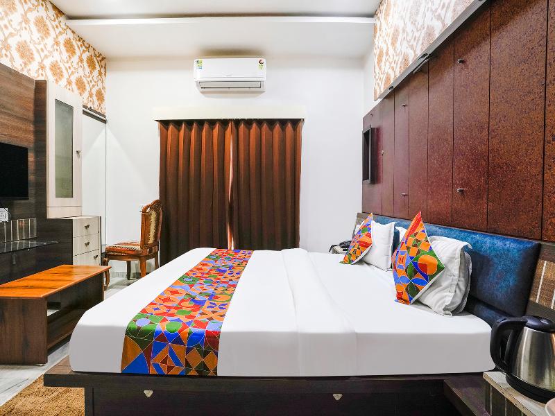 Hotel Rest And Peace image