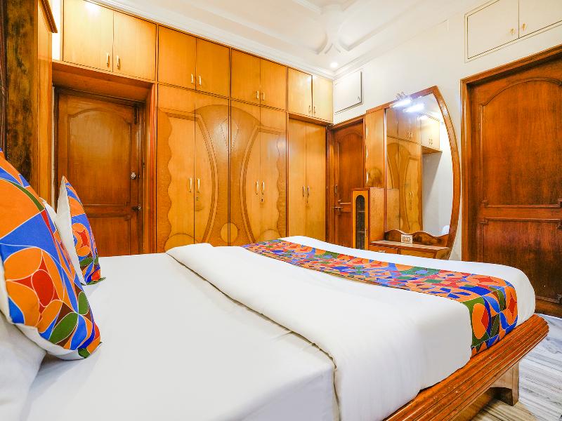 Hotel Rest And Peace image