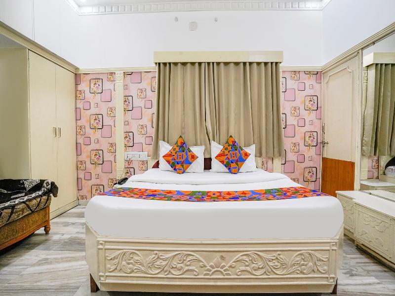 Hotel Rest And Peace image