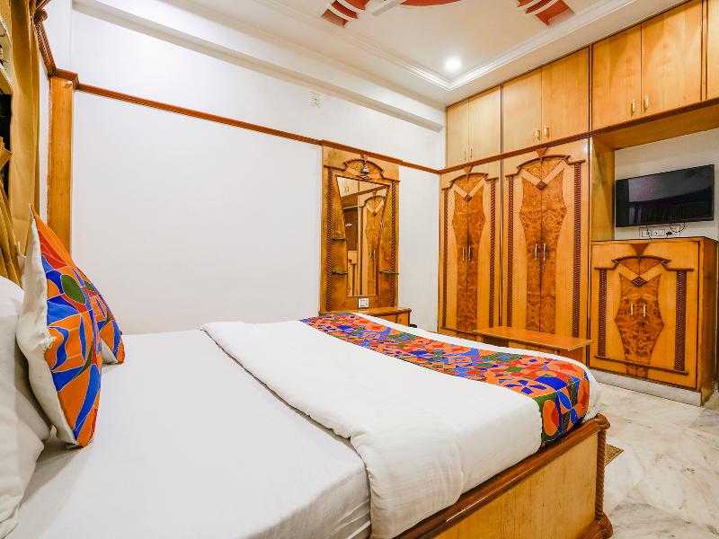 Hotel Rest And Peace image
