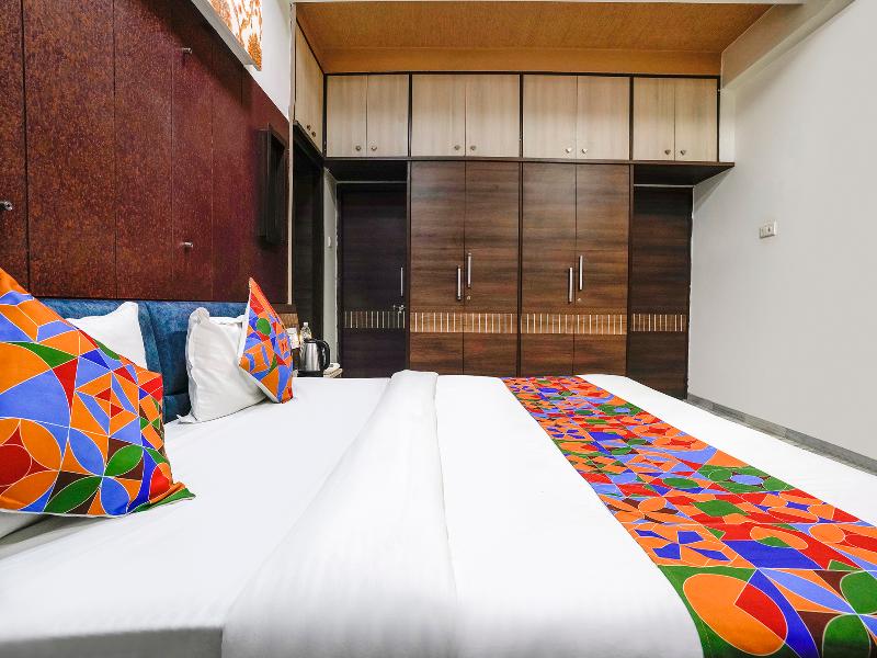 Hotel Rest And Peace image
