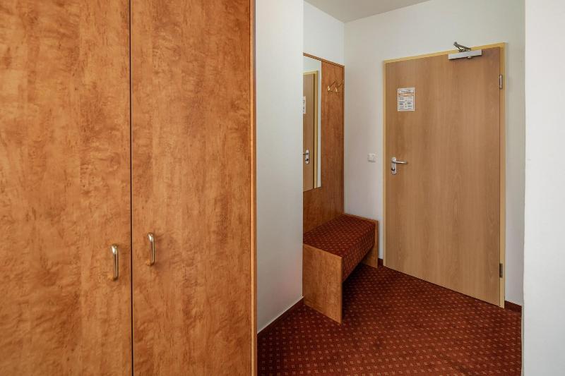 Academy Lodge Boardinghouse image