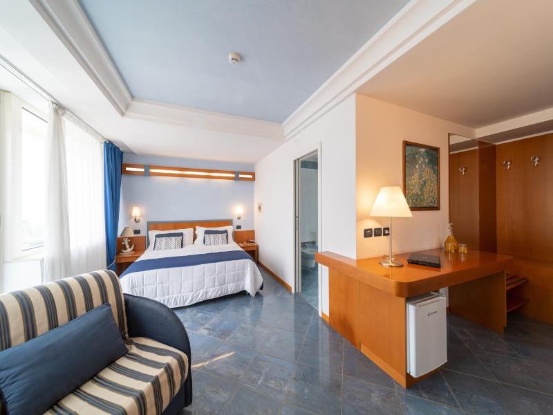 Hotel Ancora image