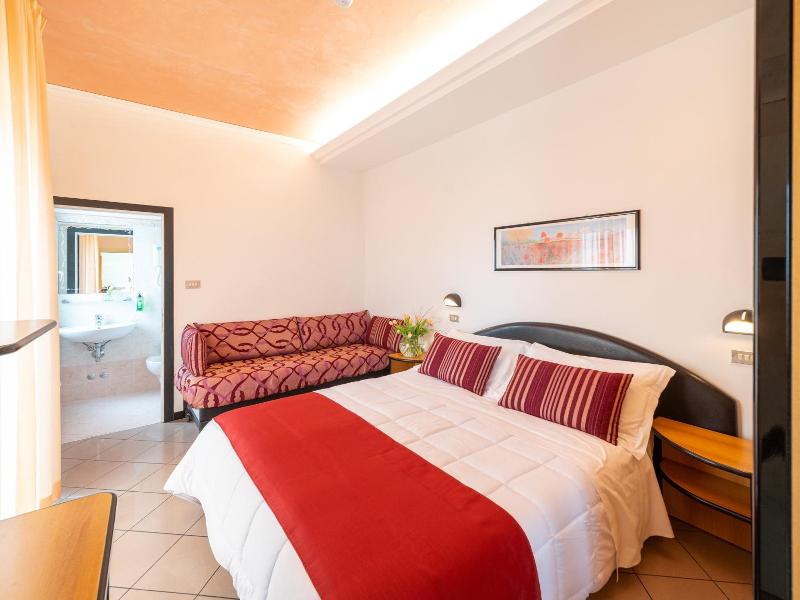 Hotel Ancora image