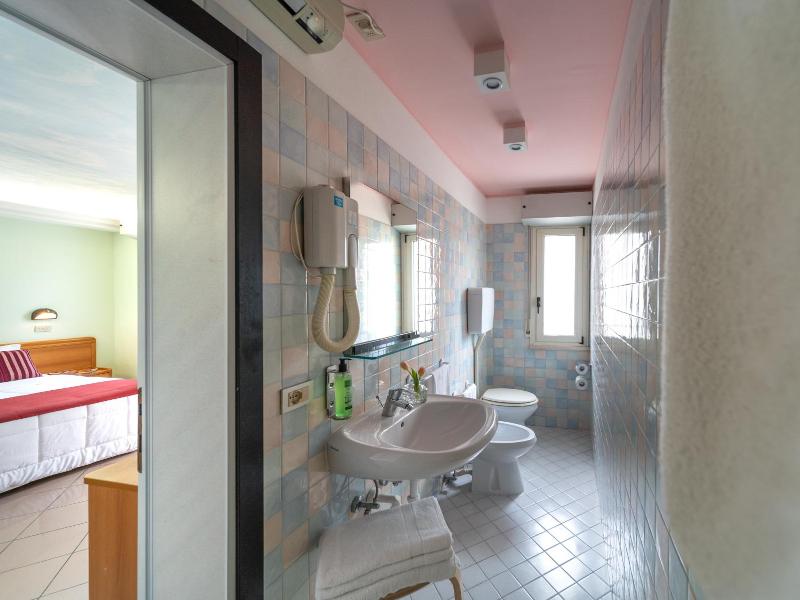 Hotel Ancora image