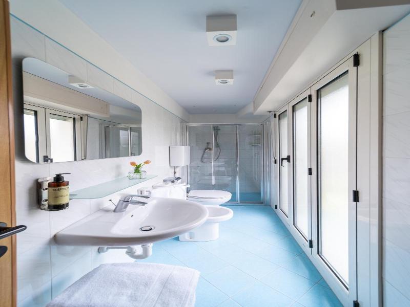Hotel Ancora image