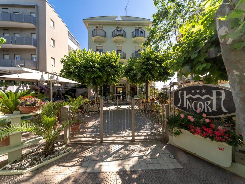 Hotel Ancora image