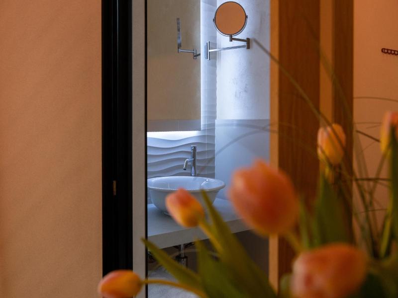 Hotel Ancora image
