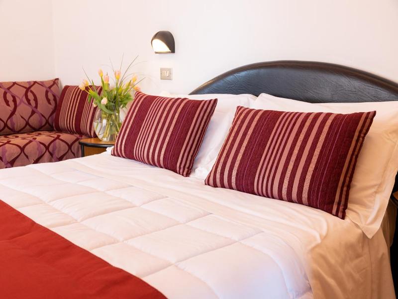 Hotel Ancora image
