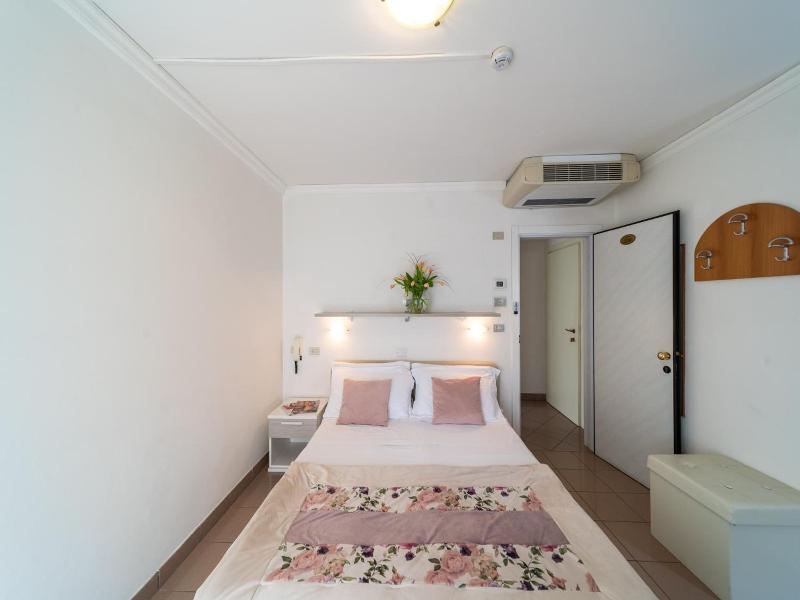 Hotel Ancora image