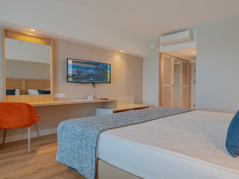 Double Room, Side Sea View