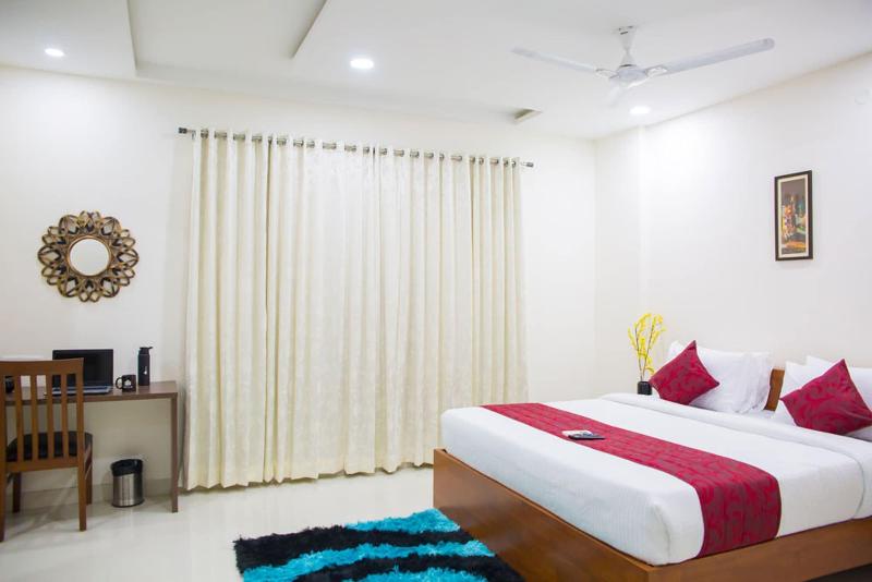 Skyla Serviced Apartments - Lotus Pond