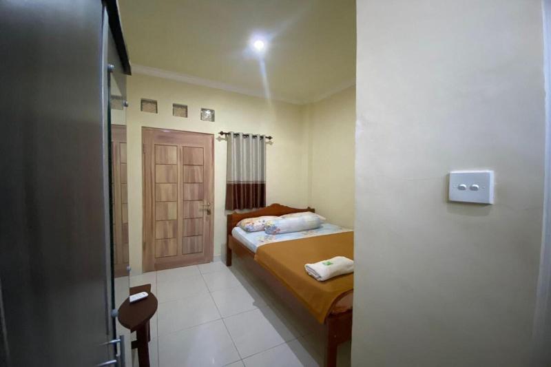 Capital O 93124 Lombok Northis Homestay image