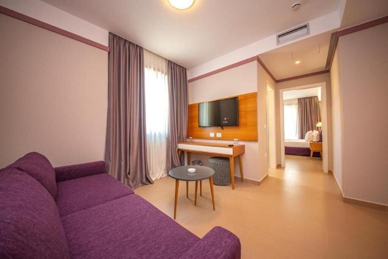 Olive Hotel Ksamil image