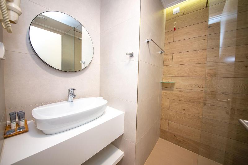 Olive Hotel Ksamil image