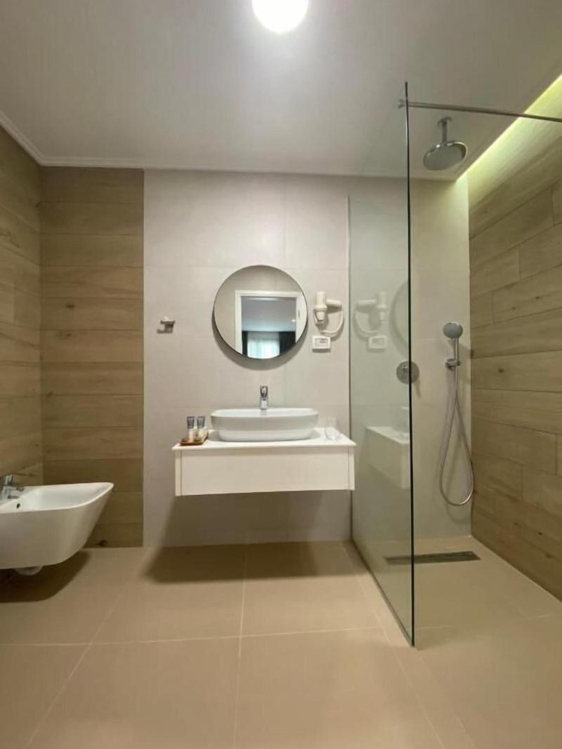 Olive Hotel Ksamil image