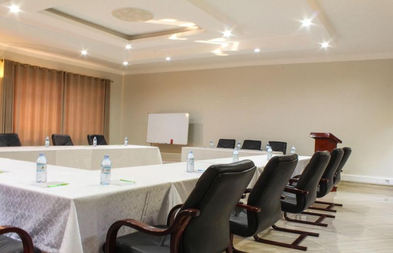 Excelsis Garden Hotel Kampala image
