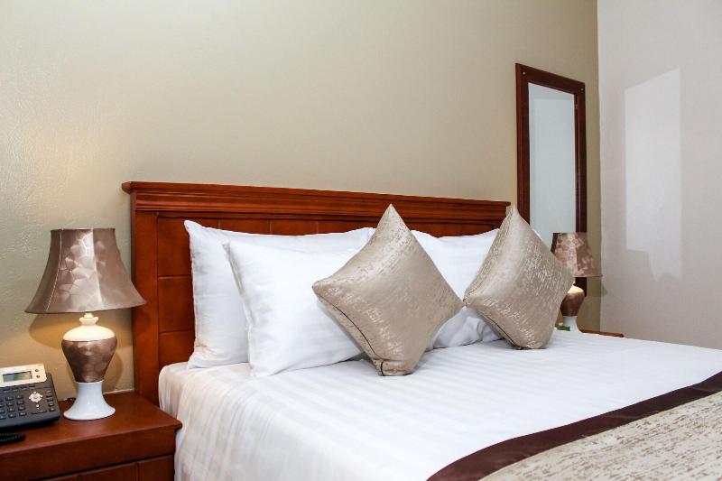Excelsis Garden Hotel Kampala image