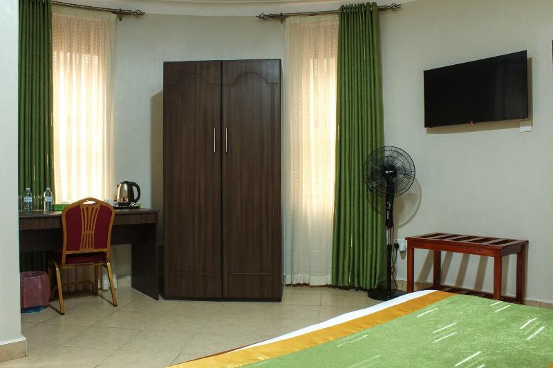 Excelsis Garden Hotel Kampala image