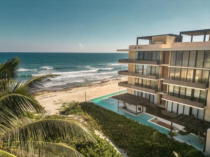 Luxury And Mordern Beachfront Condo By Bt Homes image