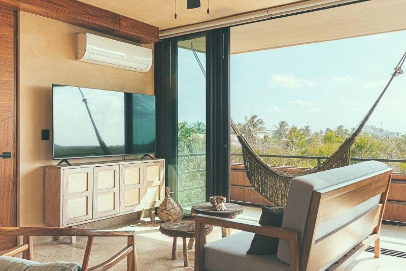 Luxury And Mordern Beachfront Condo By Bt Homes image