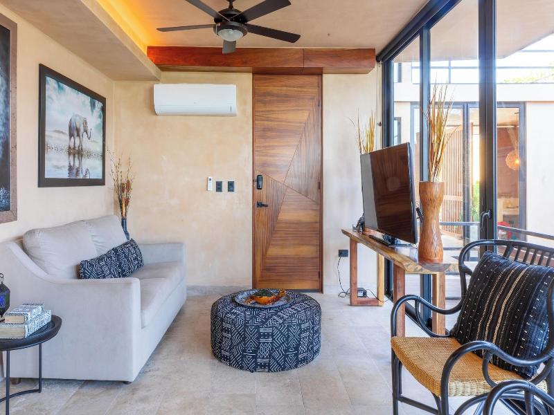 Luxury And Mordern Beachfront Condo By Bt Homes image