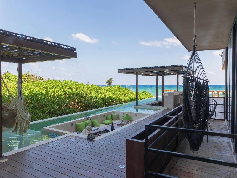 Luxury And Mordern Beachfront Condo By Bt Homes image