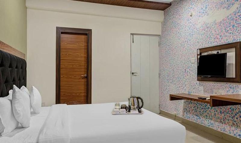 Fabhotel Luck Inn Residency image