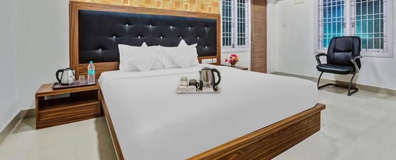 Fabhotel Luck Inn Residency image