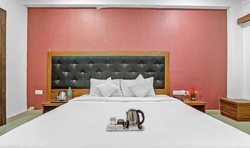 Fabhotel Luck Inn Residency image