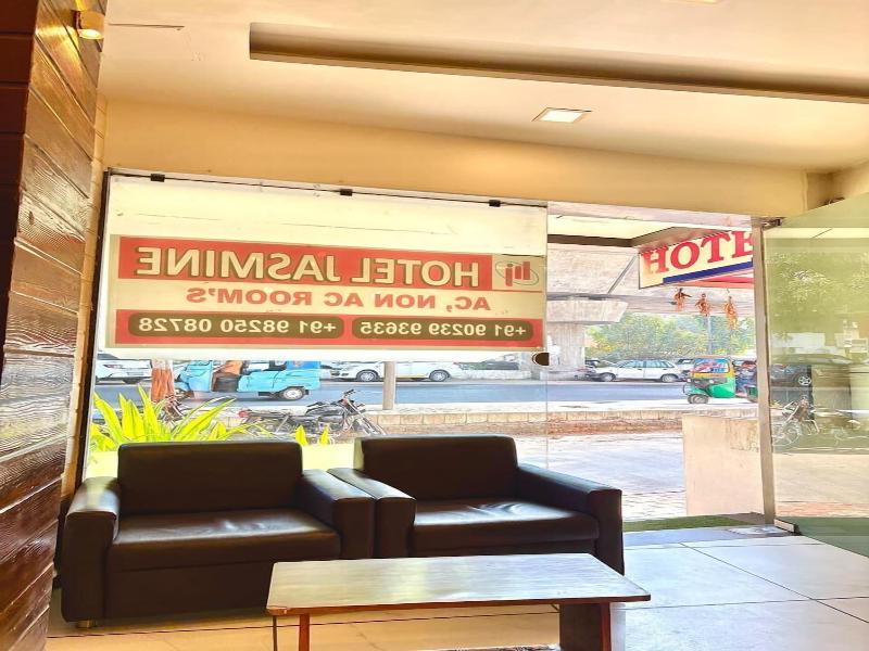 Hotel Jasmine Ahmadabad image