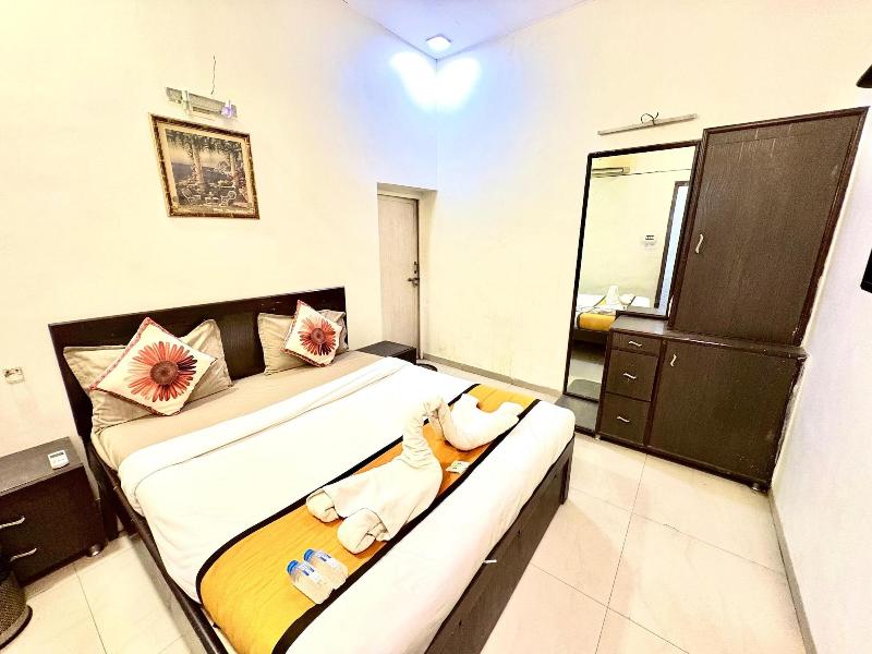 Hotel Jasmine Ahmadabad image