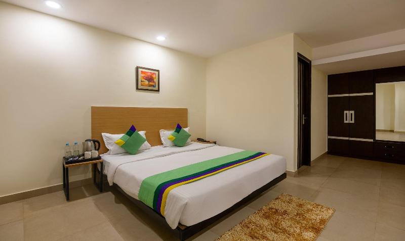 Treebo Royal Palace New Delhi image