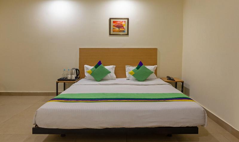 Treebo Royal Palace New Delhi image